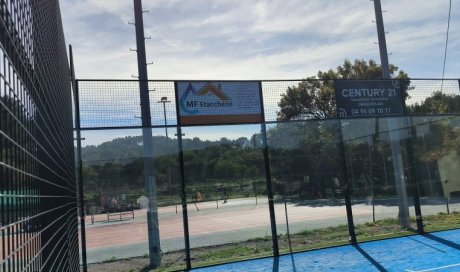 Création d'un panneau de publicité avec sponsoring au PADEL CLUB à DRAGUIGNAN!