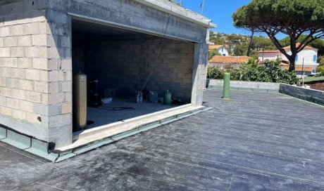 Création étanchéité sur terrasse avec relevés et jardinières vers ST RAPHAEL